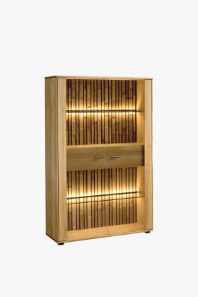 Tömör tölgyfa alacsony vitrinszekrény átlátszó üvegajtókkal